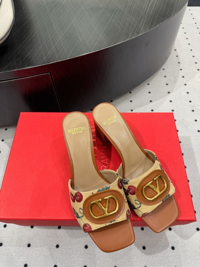 Va1e*ntin0 heeled shoes